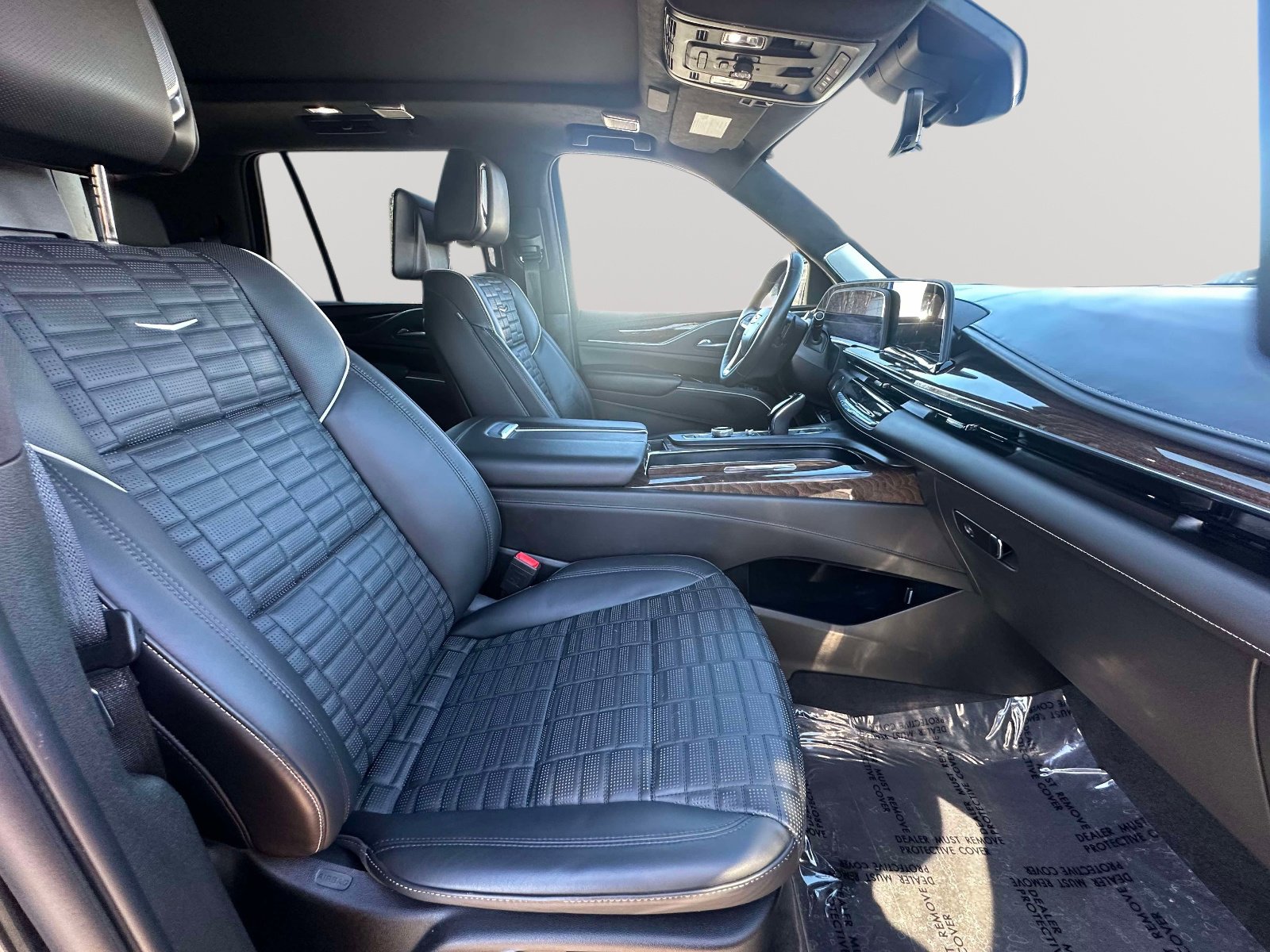 Certified 2022 Cadillac Escalade Premium Luxury Platinum image 29