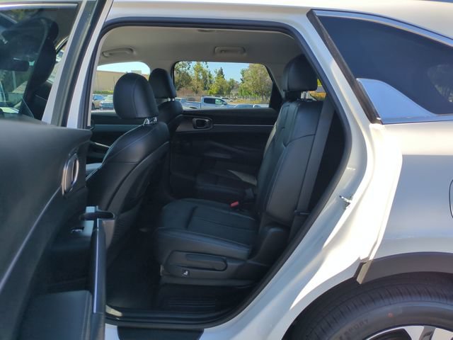 Certified 2023 Kia Sorento EX AWD/4WD image 29
