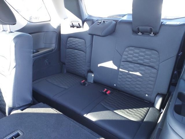 New 2025 Nissan Pathfinder SV image 14