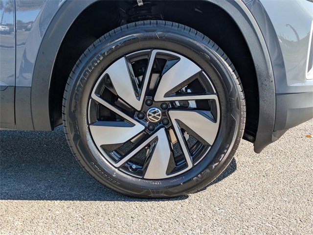 New 2026 Volkswagen Atlas SE image 11