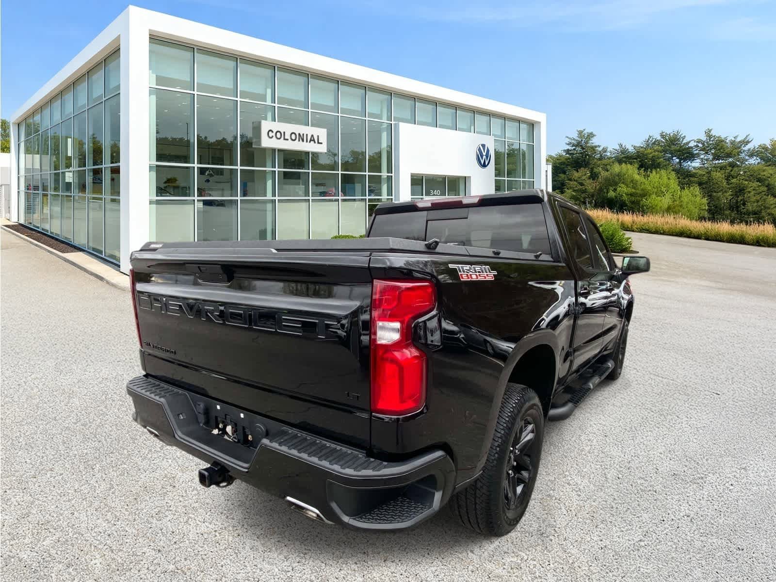 Used 2022 Chevrolet Silverado 1500 LT Trail Boss w/ Convenience Package II AWD/4WD image 5