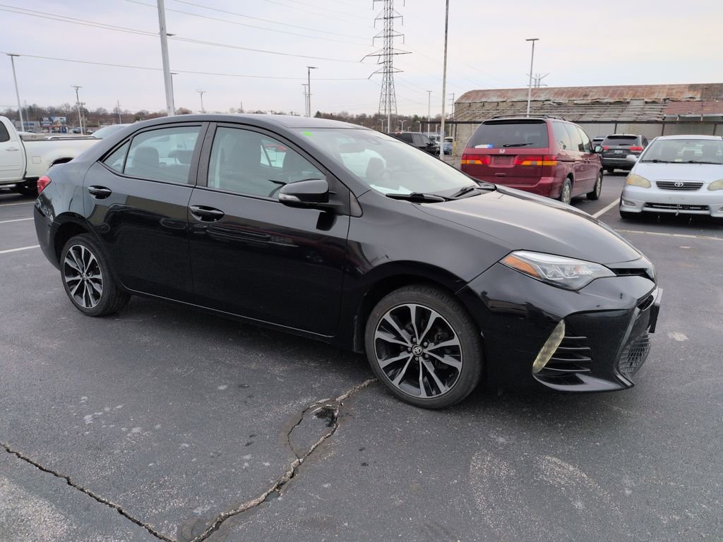 Used 2017 Toyota Corolla SE w/ Carpet Mat Package (TMS) image 8
