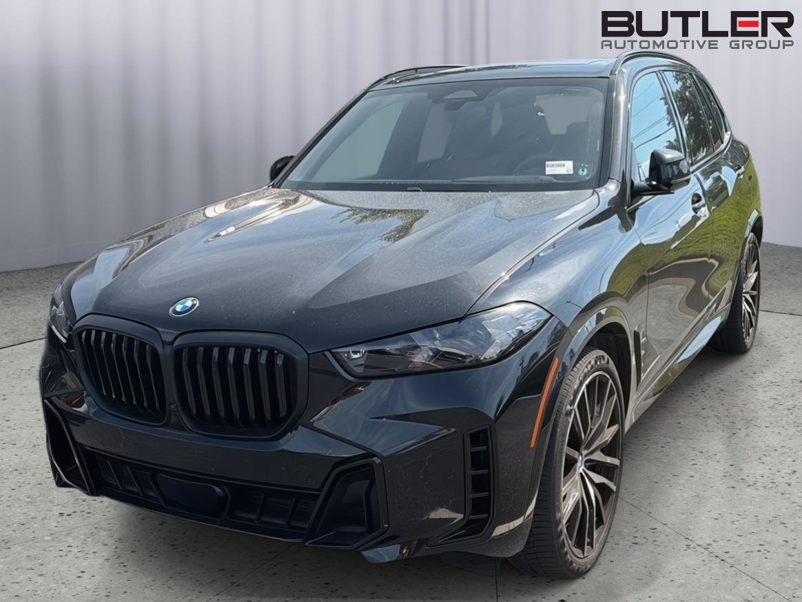 Certified 2024 BMW X5 xDrive40i w/ M Sport Package AWD/4WD image 3