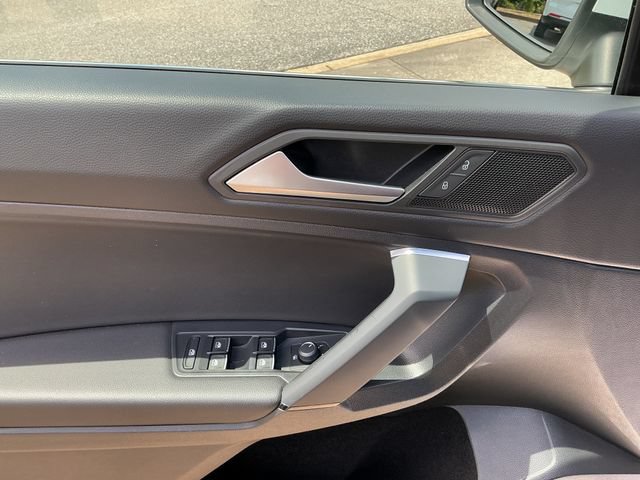 Used 2019 Volkswagen Tiguan SE w/ Panoramic Sunroof Package FWD image 15