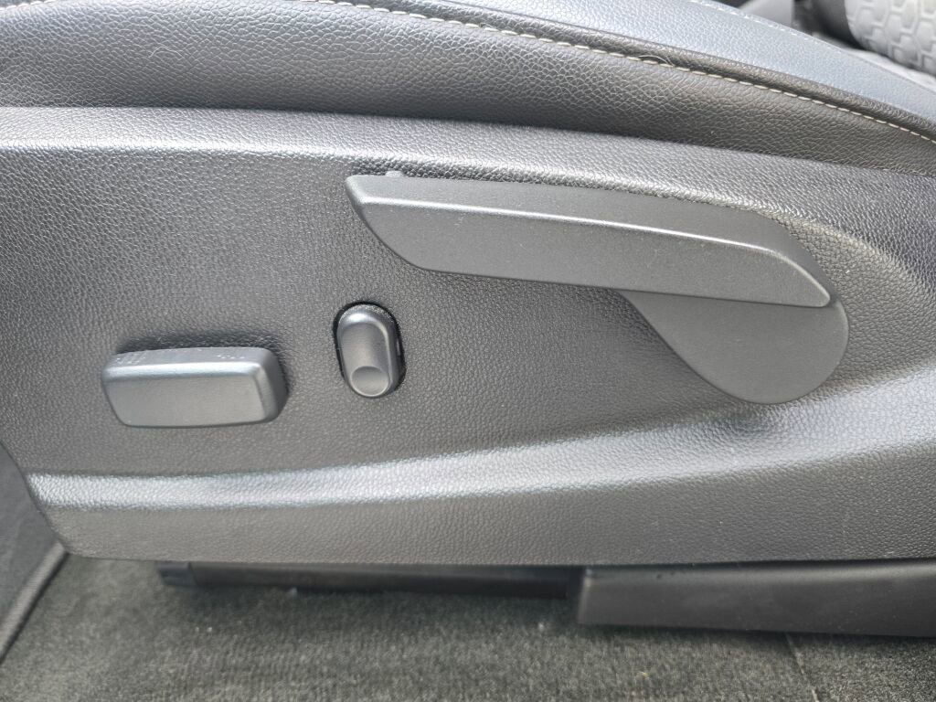 Used 2017 Chevrolet Colorado Z71 image 20
