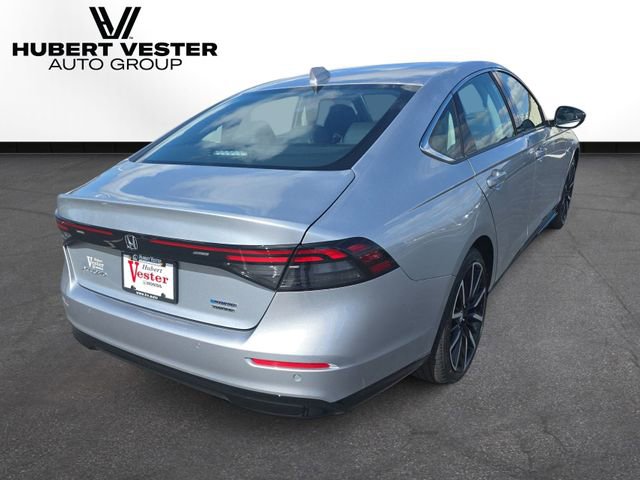 New 2026 Honda Accord Touring image 2