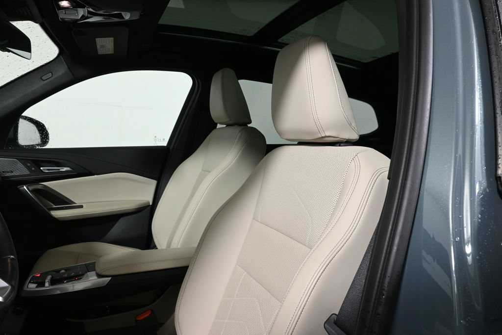 Certified 2024 BMW X1 xDrive28i w/ Premium Package AWD/4WD image 5