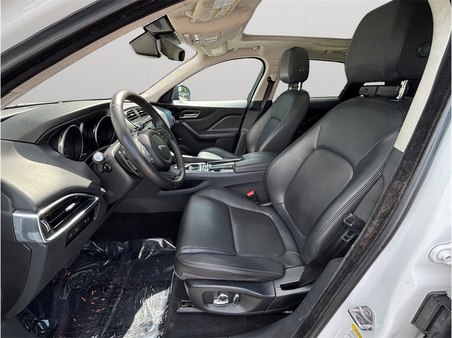 Used 2020 Jaguar F-PACE Premium AWD/4WD image 2