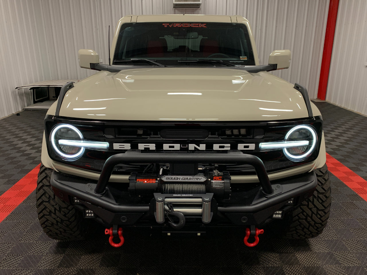 Used 2025 Ford Bronco Outer Banks w/ Sasquatch Package image 14