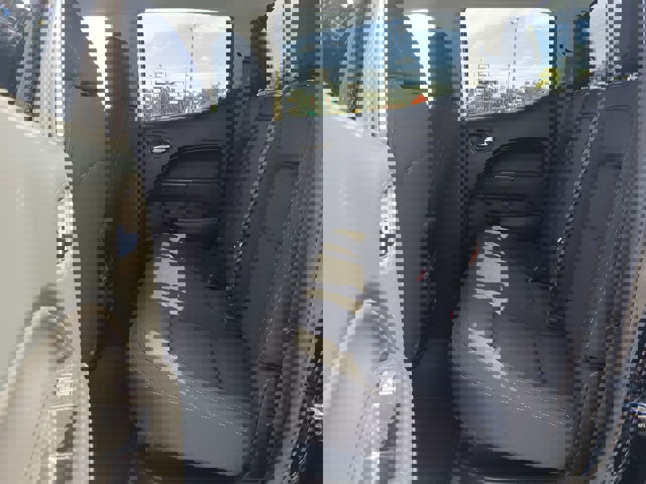 Certified 2022 Chevrolet Colorado LT w/ LT Convenience Package image 14