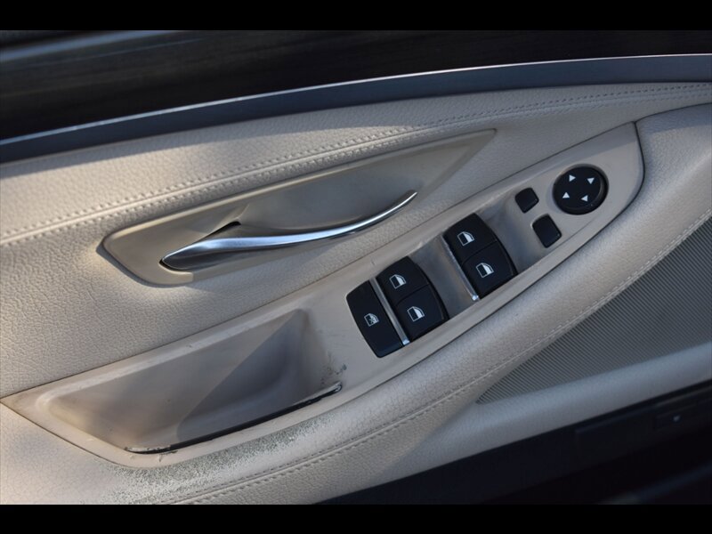 Used 2012 BMW 528i Sedan RWD image 19
