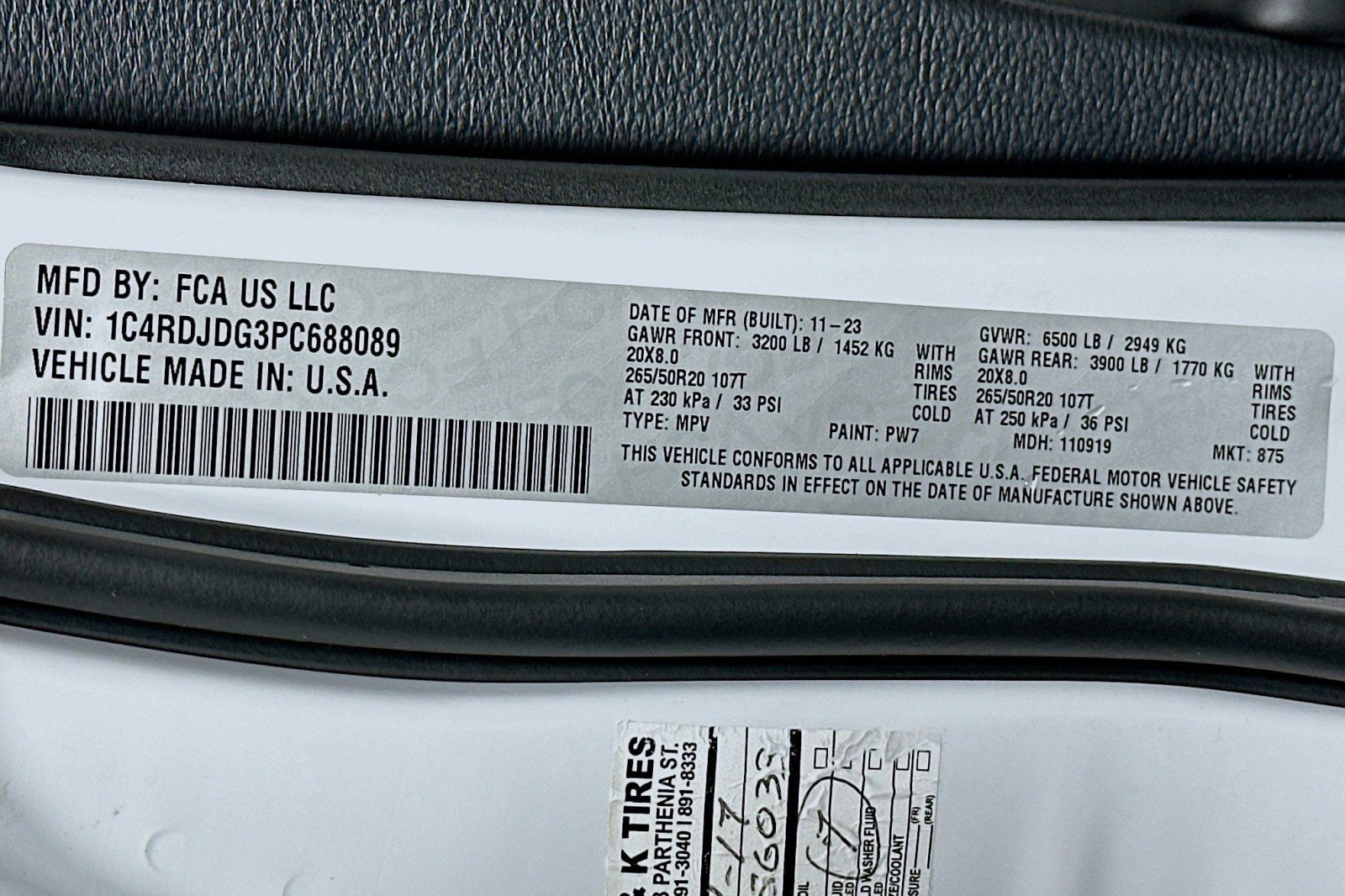 Used 2023 Dodge Durango GT image 25