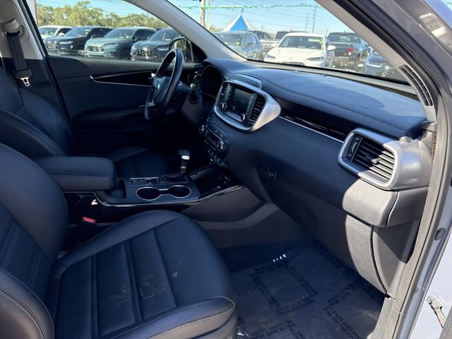 Used 2020 Kia Sorento EX image 19