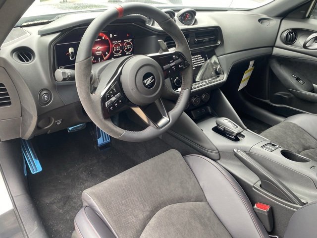 New 2024 Nissan Z NISMO w/ Floor Mat Package image 37
