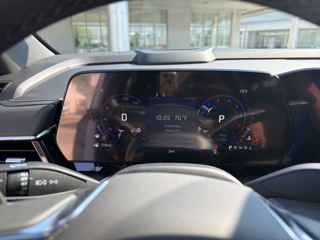 New 2026 Chevrolet Suburban LS image 23