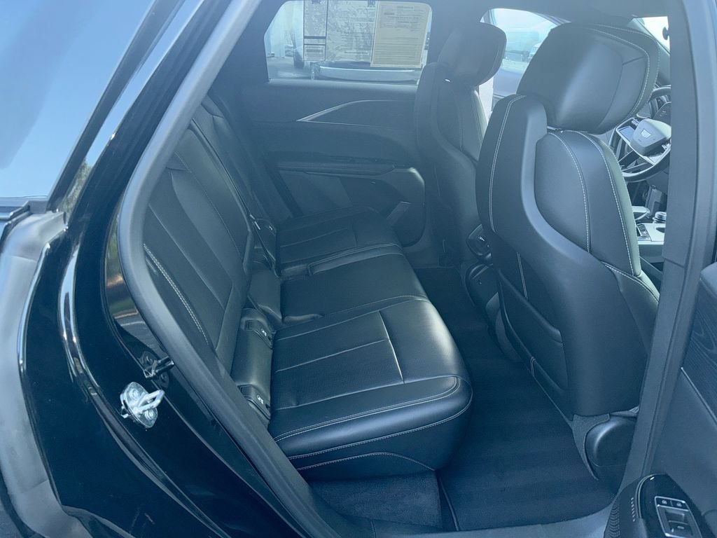 Used 2024 Cadillac Lyriq Luxury AWD/4WD image 29