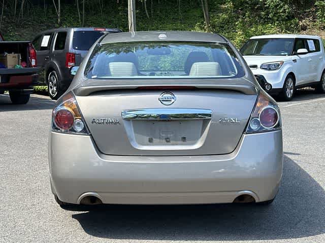 Used 2012 Nissan Altima 2.5 SL w/ Technology Pkg FWD image 4