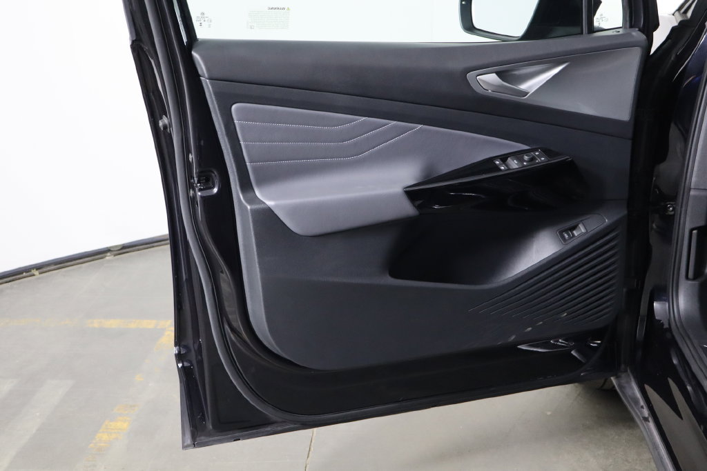 Used 2023 Volkswagen ID.4 Pro S RWD image 19