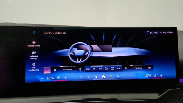 Used 2026 BMW 530i RWD image 63