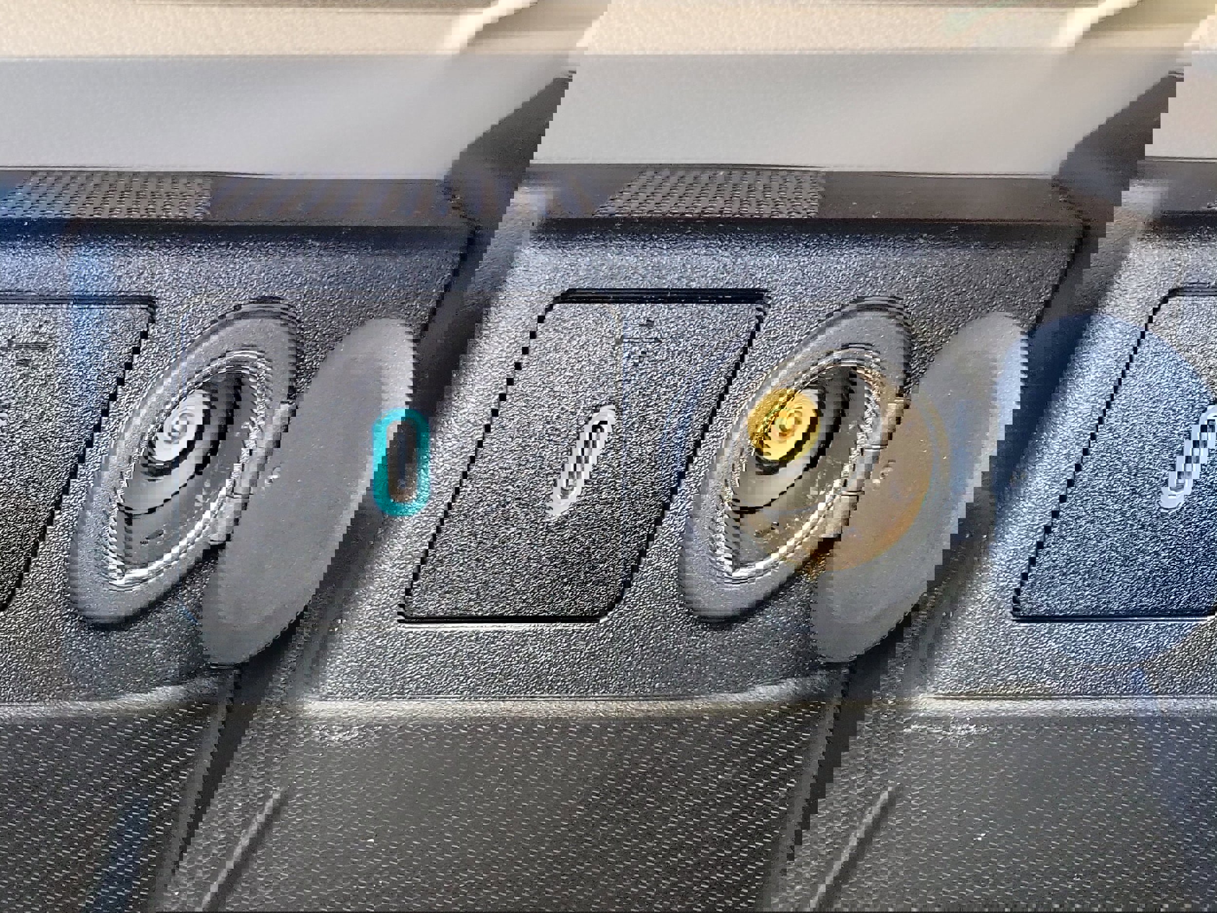 Certified 2020 Ford Escape SEL image 31