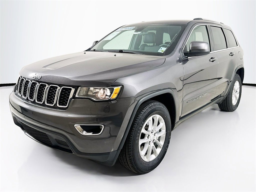 Used 2021 Jeep Grand Cherokee Laredo X image 1