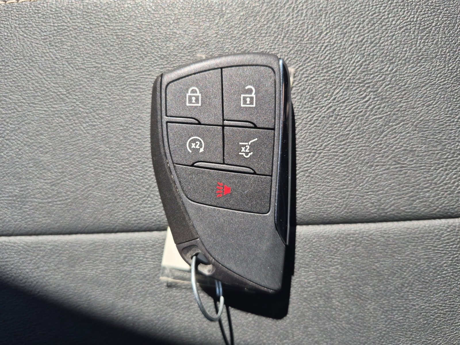 Used 2026 GMC Terrain Elevation w/ Elevation Premium Package image 31