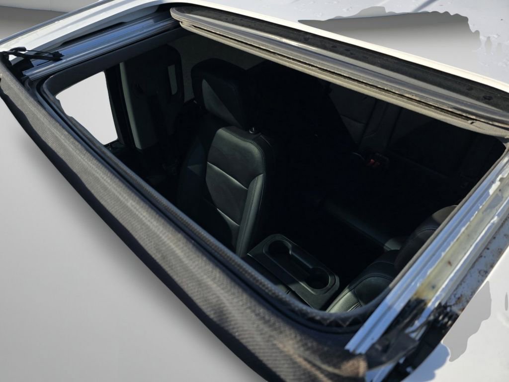 Used 2021 Chevrolet Silverado 3500 LTZ w/ LTZ Premium Package image 4