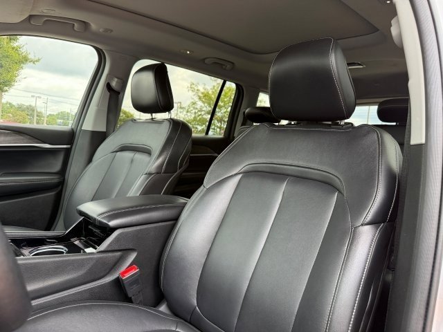 Used 2022 Jeep Grand Cherokee L Limited image 15