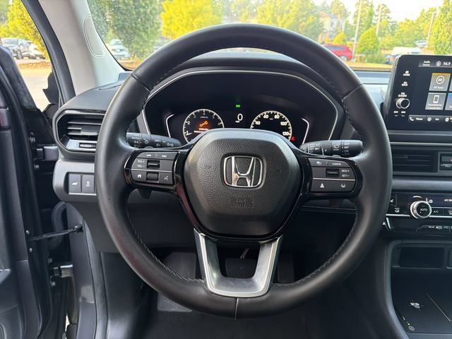 Used 2025 Honda Pilot EX-L image 23