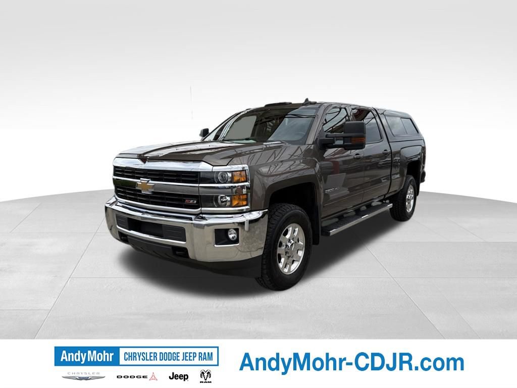 Used 2015 Chevrolet Silverado 2500 LT w/ LT Convenience Package AWD/4WD image 3