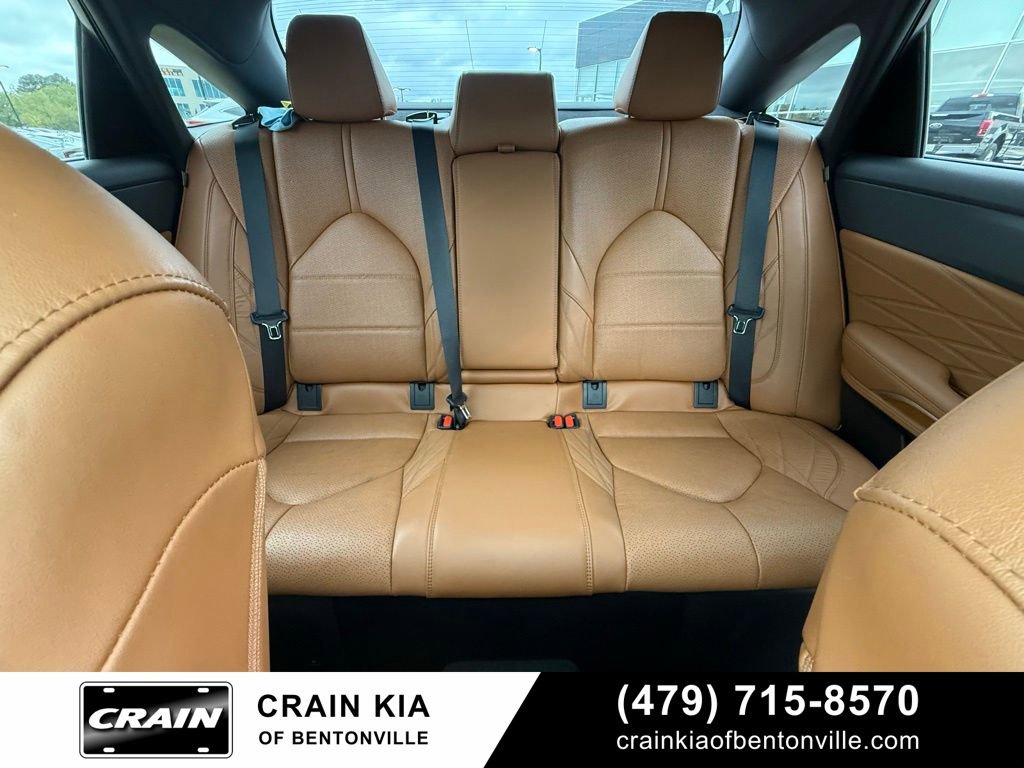 Used 2022 Toyota Avalon Limited w/ Advanced Safety Package FWD image 29