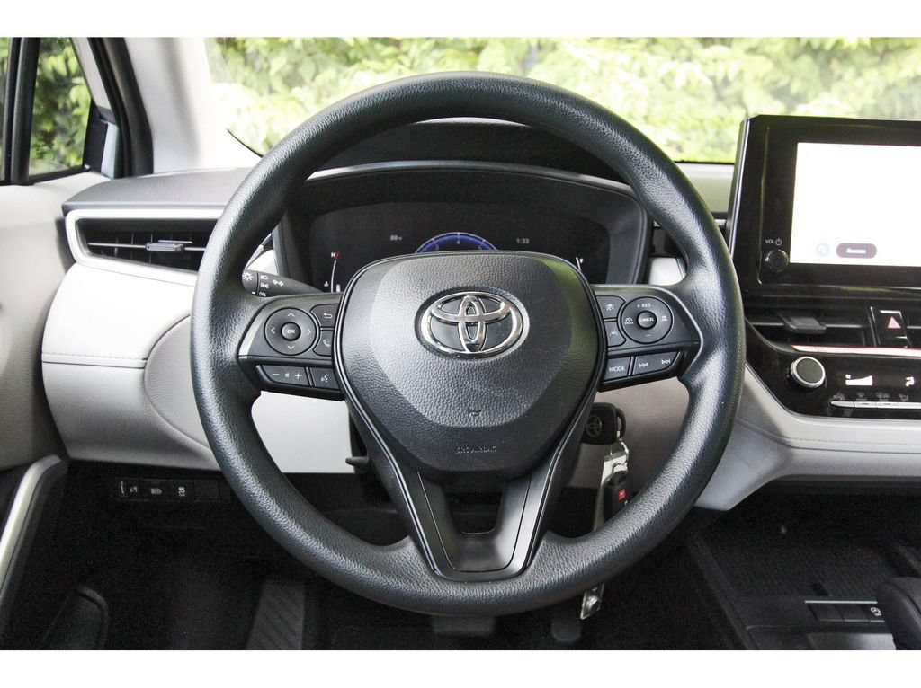 Used 2026 Toyota Corolla Cross L FWD image 14