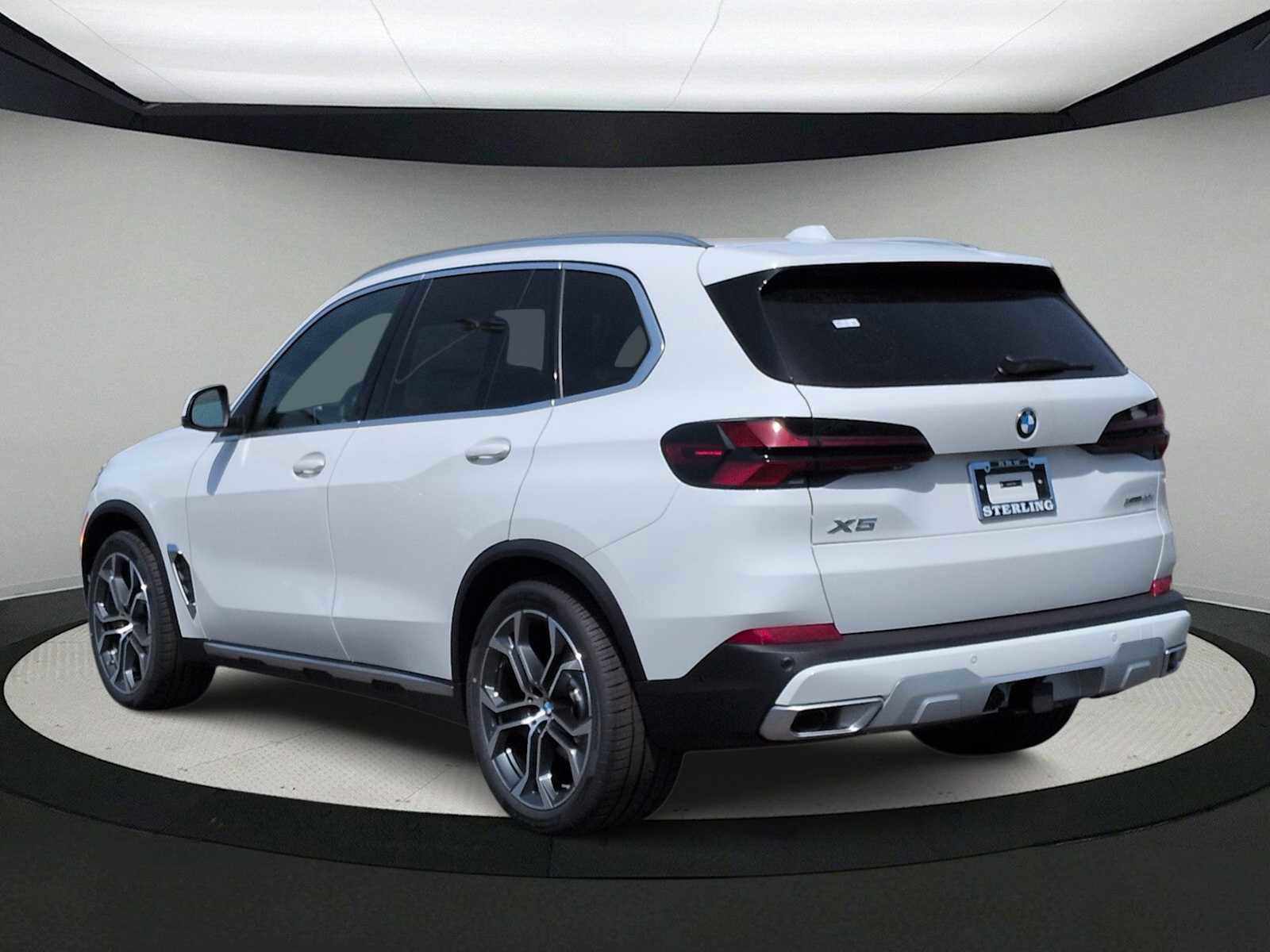 New 2026 BMW X5 xDrive40i w/ Off-Road Package image 6