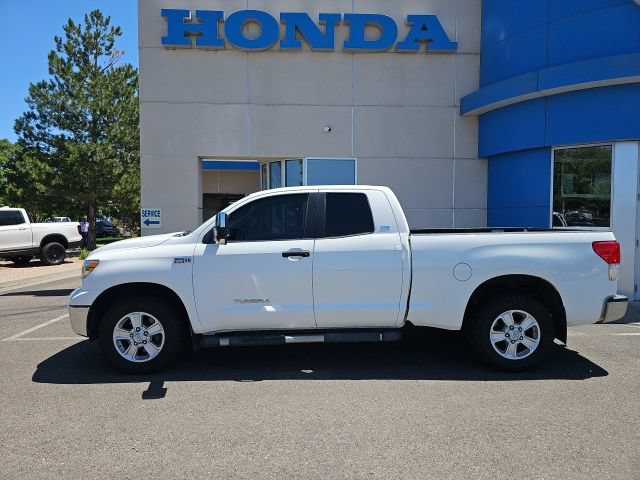 Used 2010 Toyota Tundra 4x4 Double Cab image 2