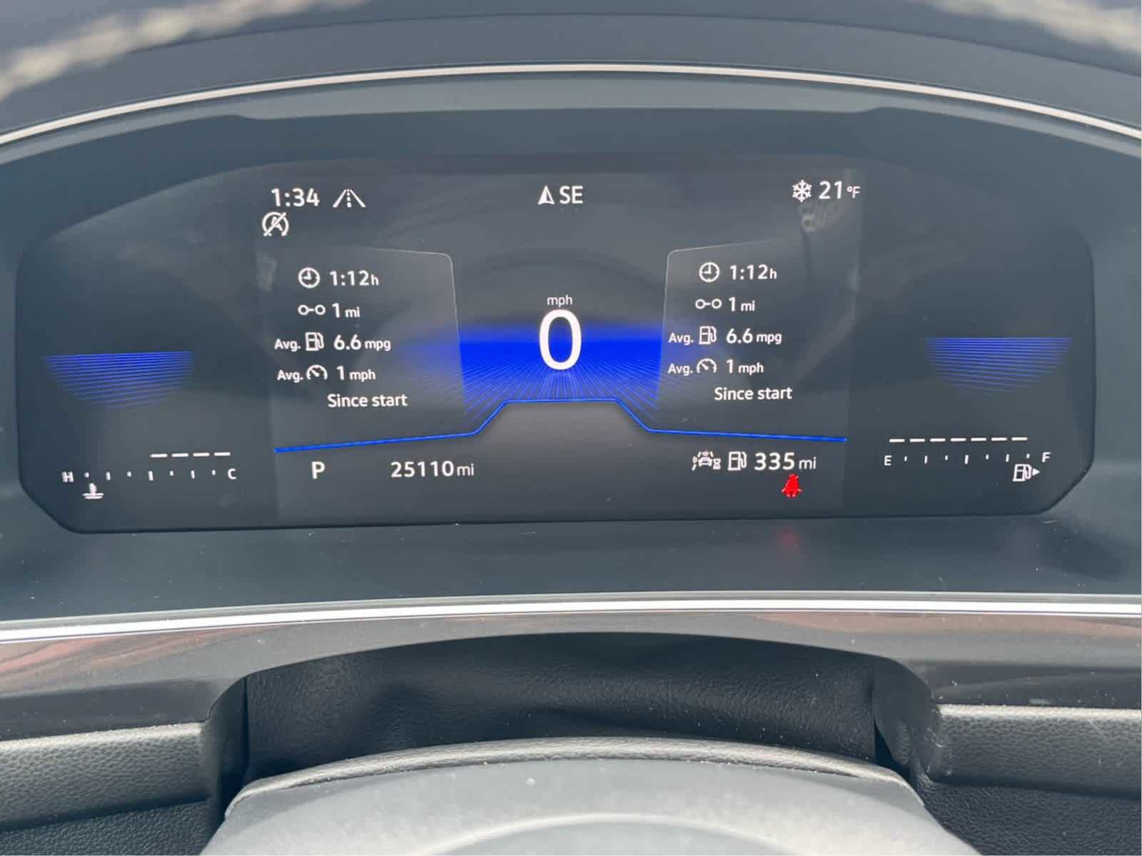 Certified 2024 Volkswagen Tiguan SE image 38