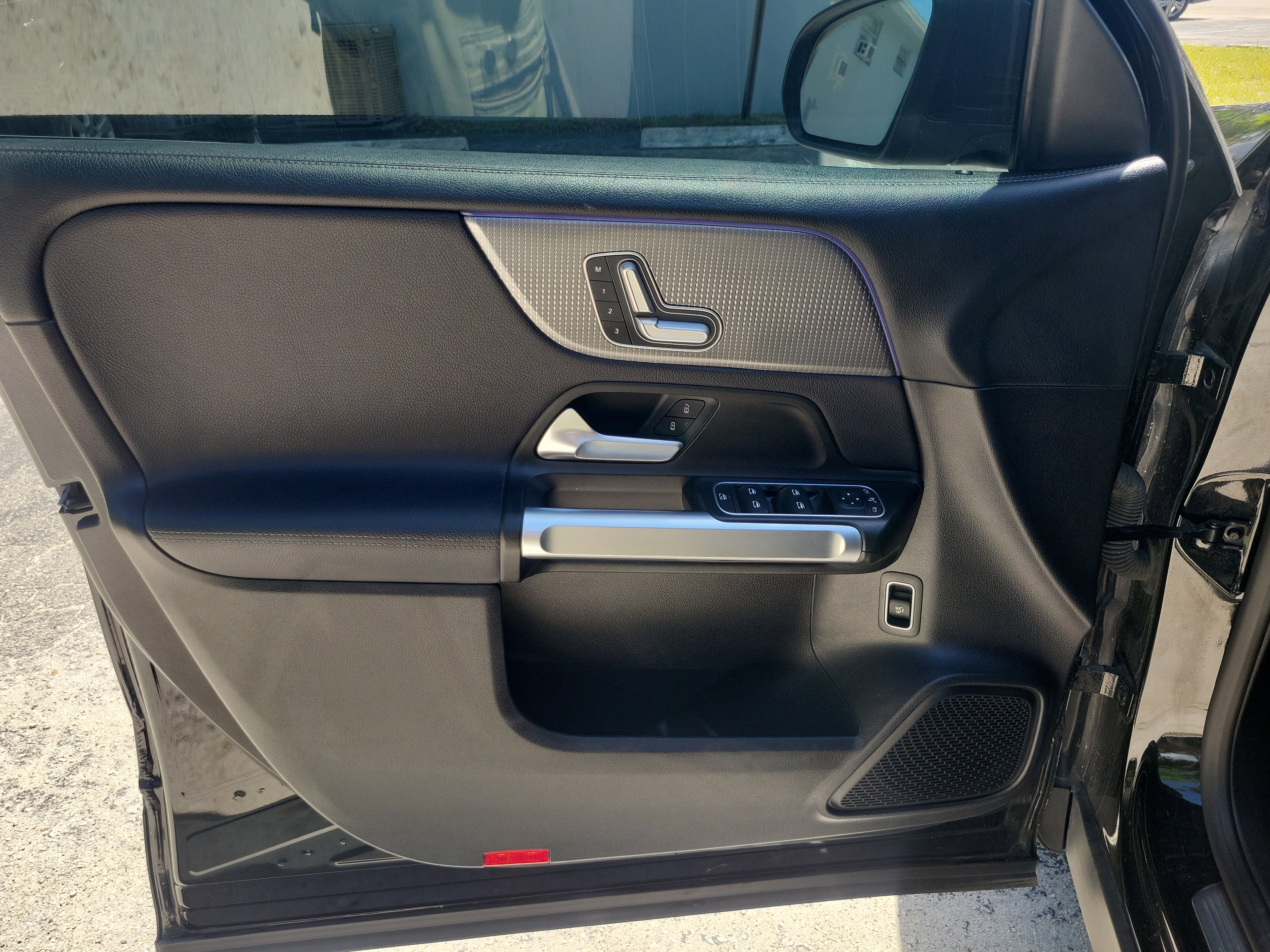 Used 2021 Mercedes-Benz GLB 250 image 20