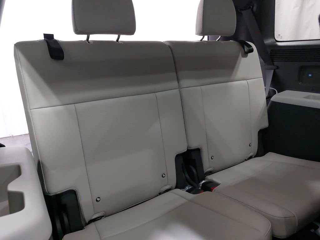 Used 2025 Hyundai Santa Fe Limited image 12