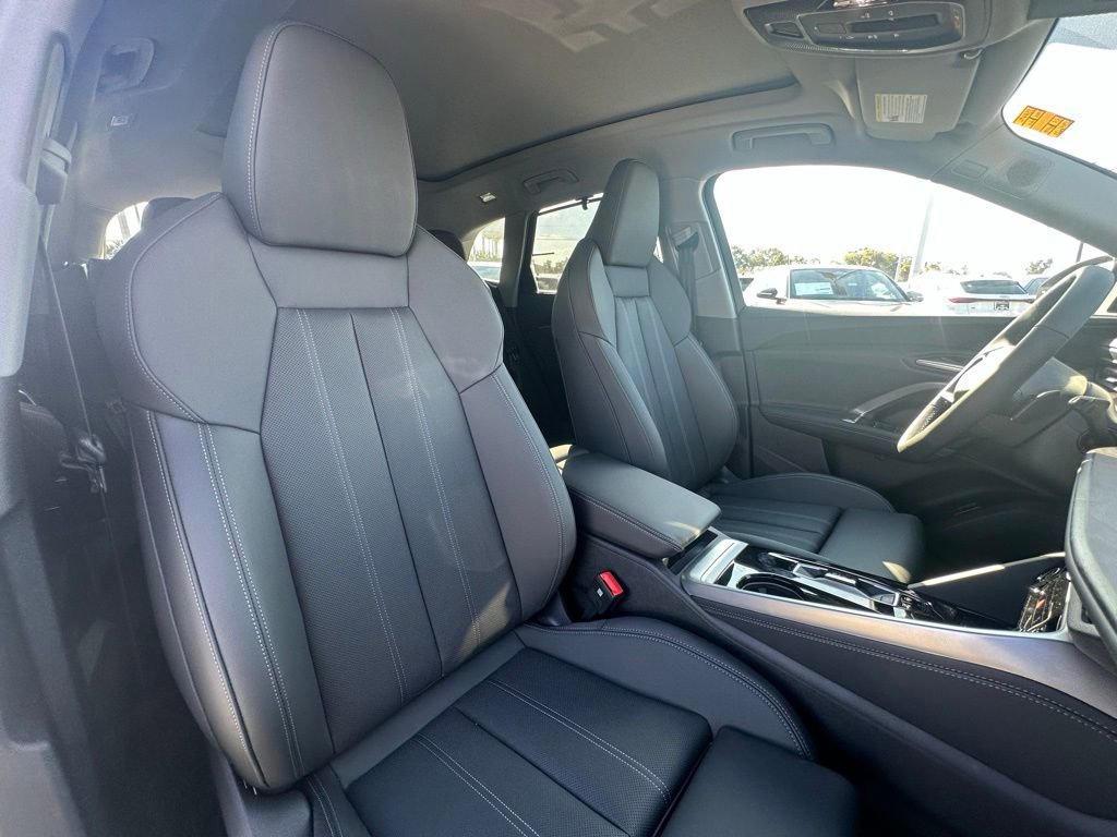 New 2025 Audi Q5 Premium Plus image 30