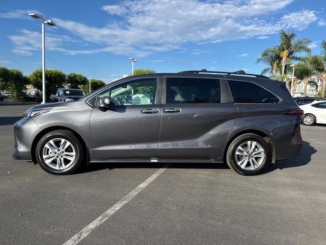 Certified 2025 Toyota Sienna XLE w/ XLE Plus Package AWD/4WD image 8