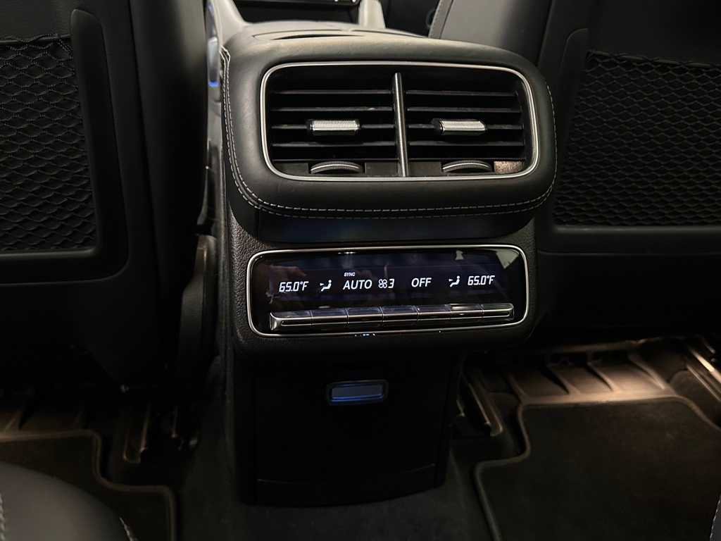 Used 2024 Mercedes-Benz GLS 63 AMG 4MATIC image 48