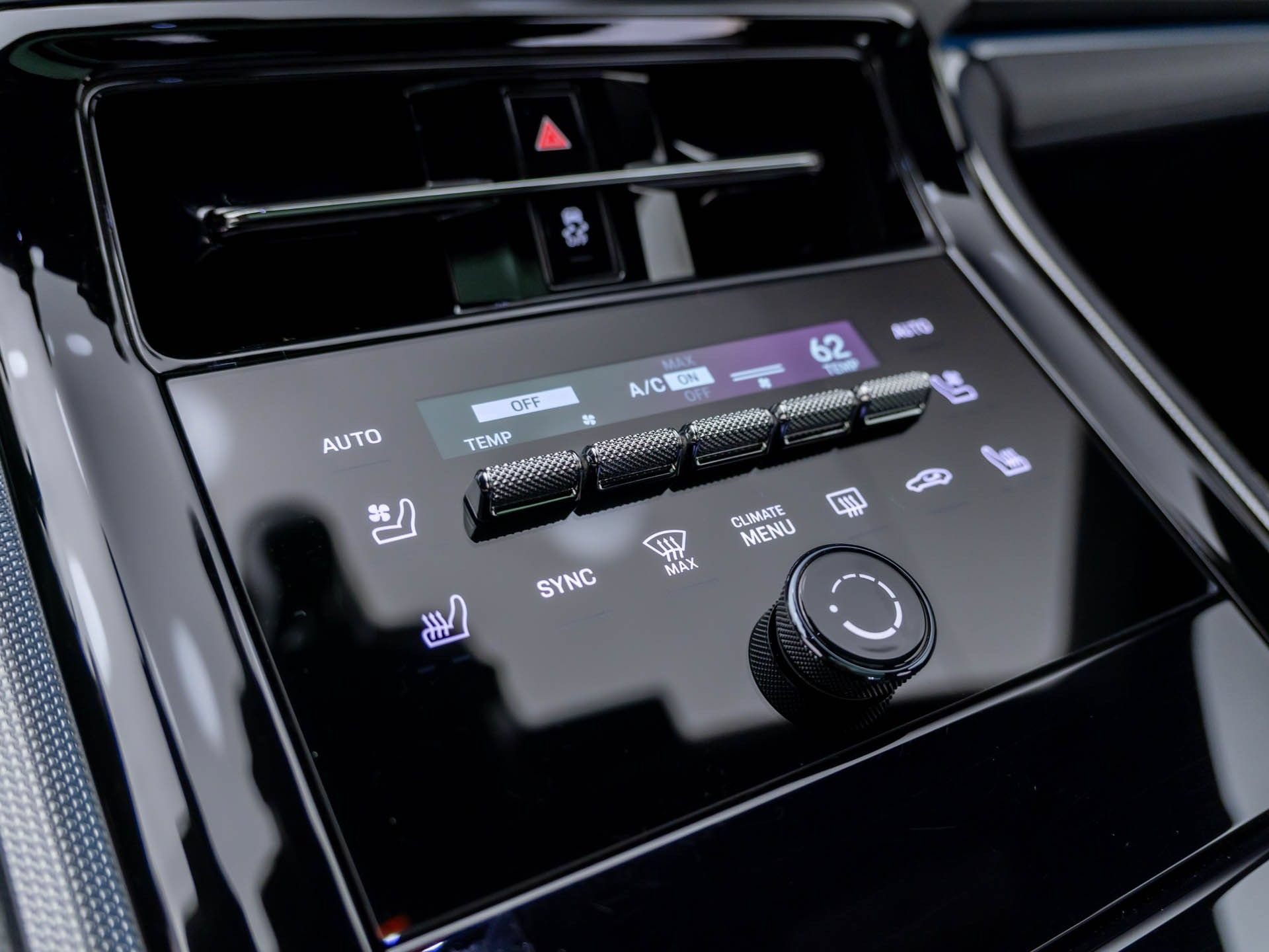 Certified 2025 Porsche Panamera 4 AWD/4WD image 27
