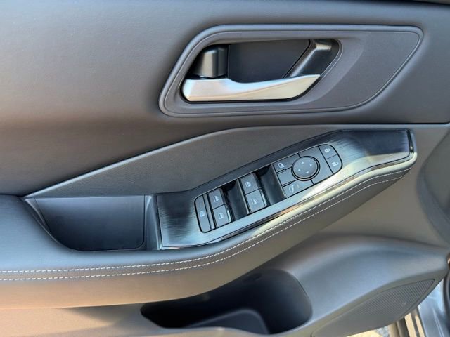New 2026 Nissan Rogue SV w/ Cold Weather Package FWD image 12