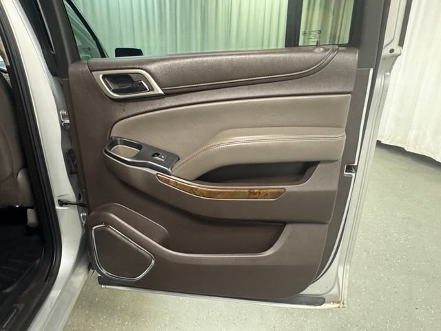 Used 2015 GMC Yukon XL Denali w/ Touring Package AWD/4WD image 35