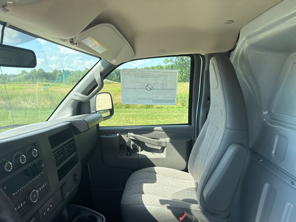 New 2025 Chevrolet Express 2500 w/ Driver Convenience Package RWD image 15