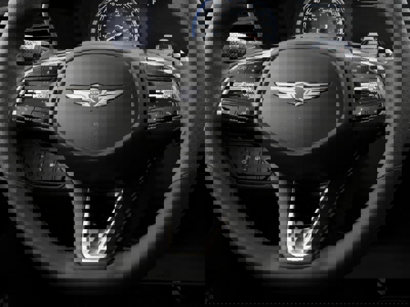 New 2025 Genesis G70 2.5T image 14