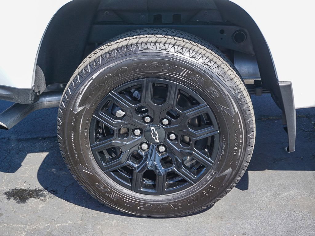 Used 2026 Chevrolet Colorado W/T w/ WT Custom Package RWD image 8