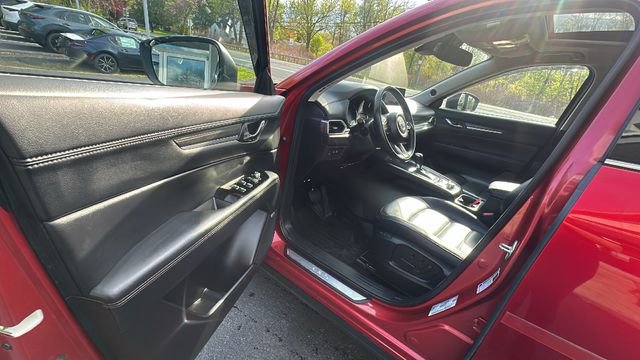 Used 2021 MAZDA CX-5 Grand Touring w/ GT Premium Package AWD/4WD image 29