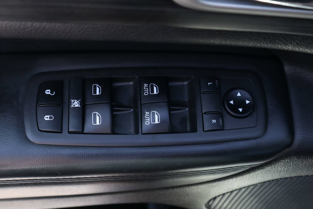 Used 2021 Jeep Grand Cherokee Laredo X RWD image 17