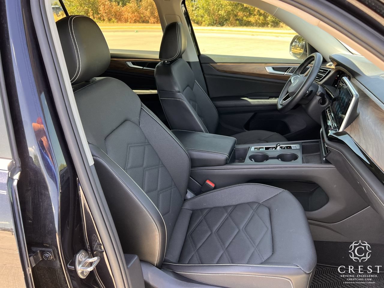 Used 2024 Volkswagen Atlas SE FWD image 22