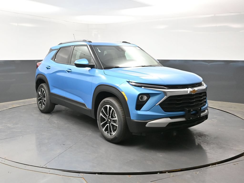 New 2026 Chevrolet TrailBlazer LT w/ LT Cold Weather Package AWD/4WD image 4